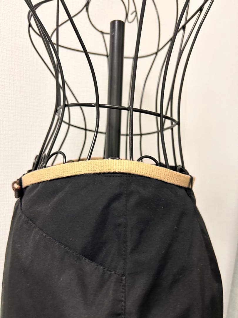 PRADA プラダ　サイズ38　黒色スカート 専用ベルト付き