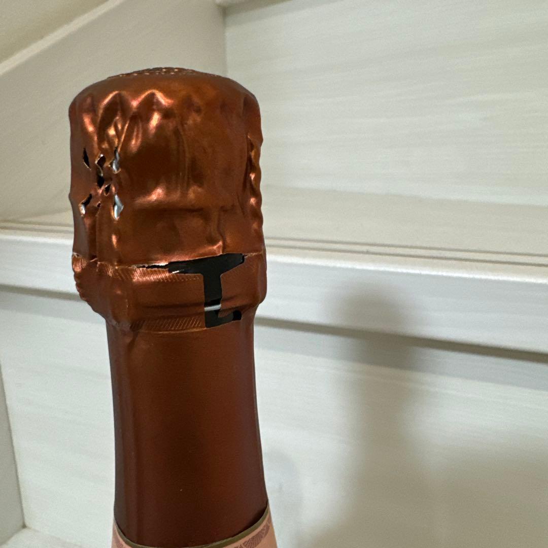 ローランペリエロゼ　シャンパン 750ml箱なし