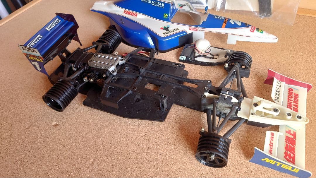 S*2様 京商1/10電動ラジコン　F1レーサー　ブラハムヤマハ　未走行　希少品