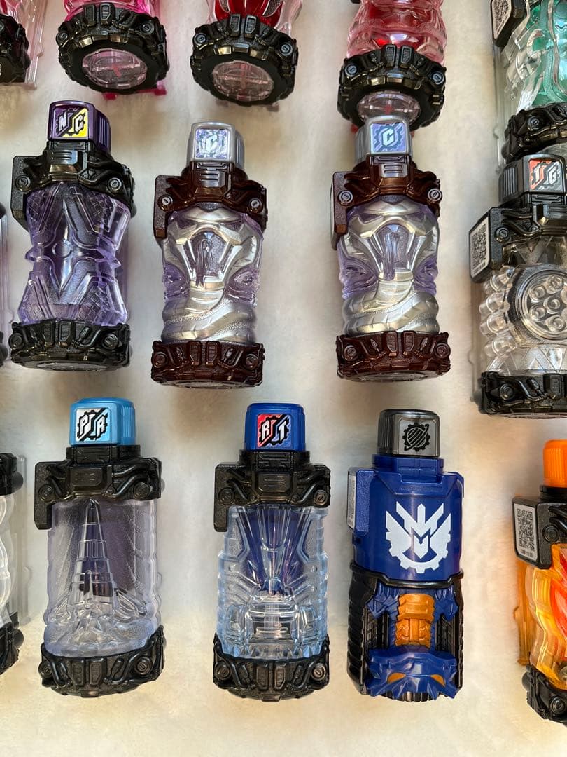 仮面ライダービルドセット　フィギュア付き　最後のページのスチームブレード付き中古