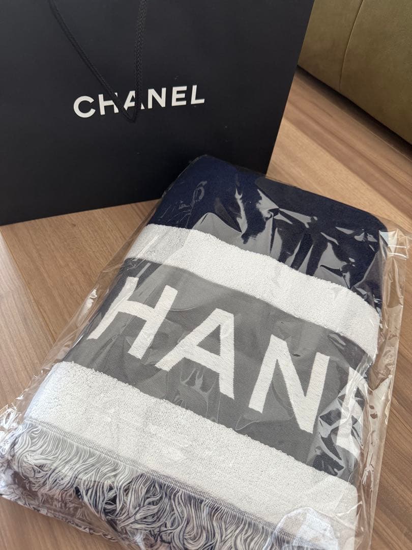 CHANEL タオルブランケット ネイビー ホワイト 海外購入 プレゼント最適