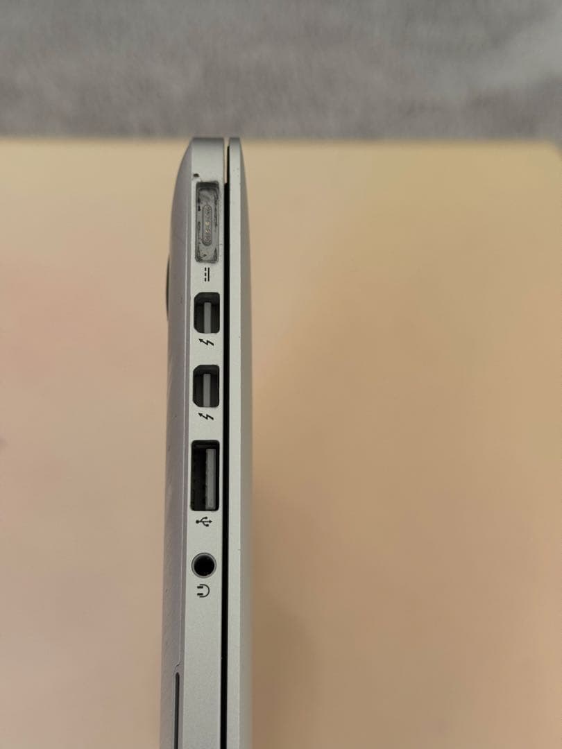 MacBook Pro 2013 15インチ　retina