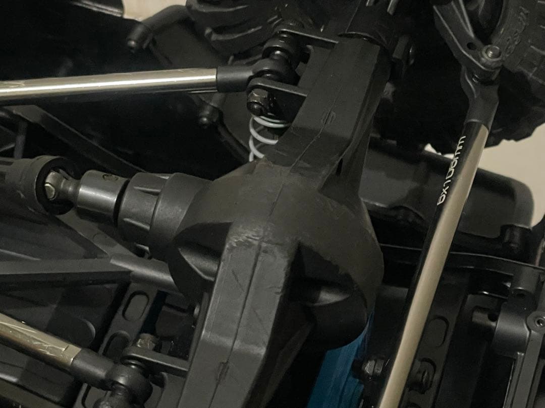 Axial 初代SCX10 Jeep & Vanquish アクソルセット