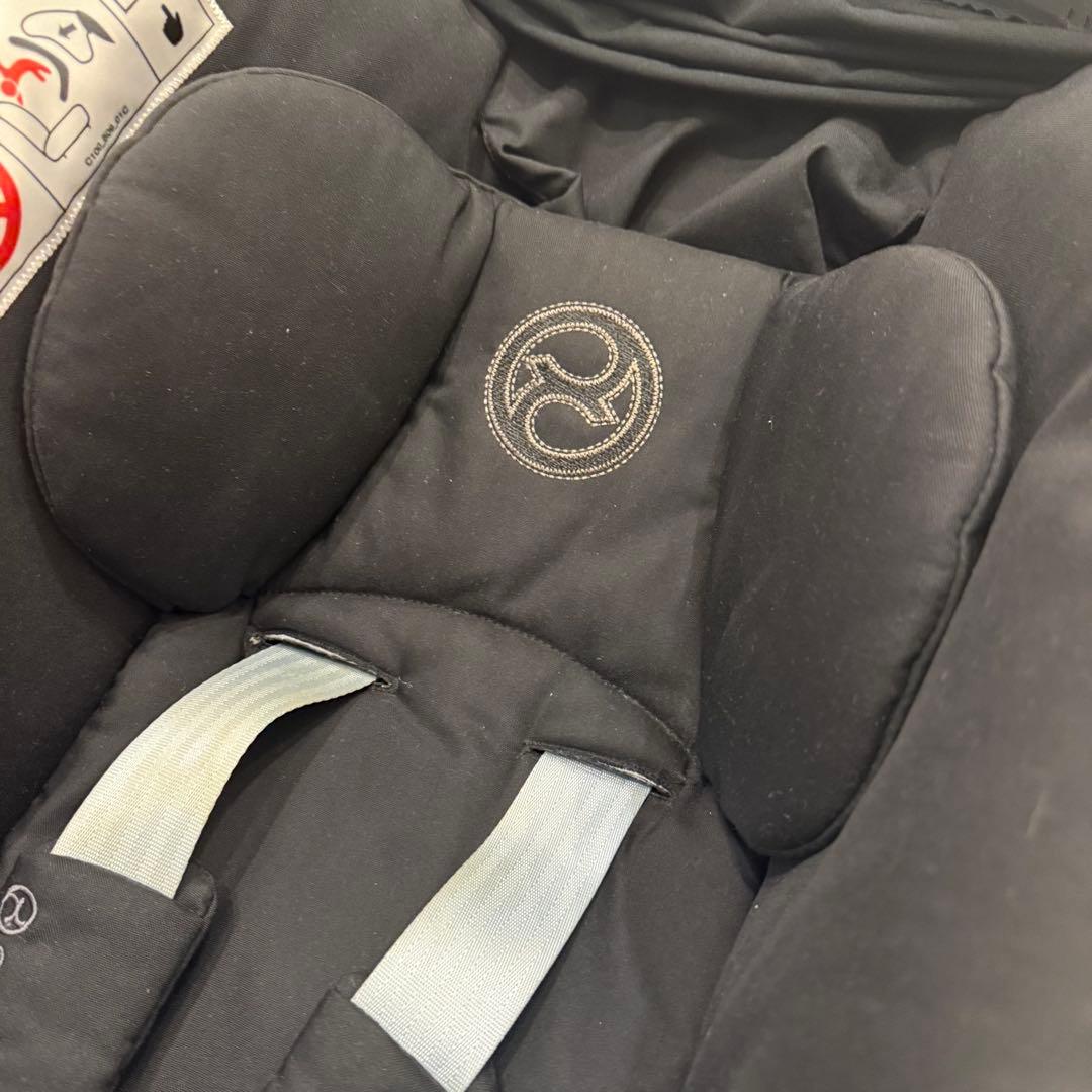 人気【美品】cybex サイベックス クラウドZ i-size