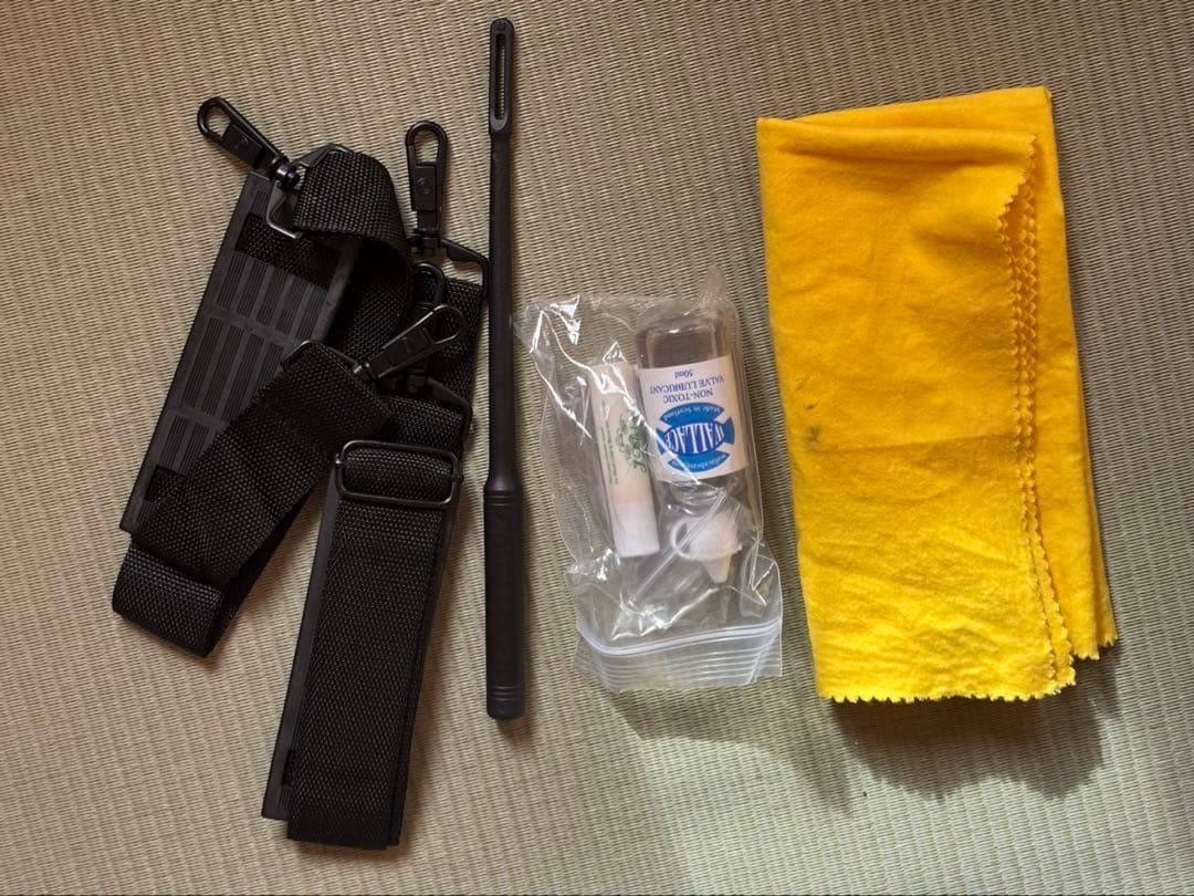 ブラックトランペット ケース付き