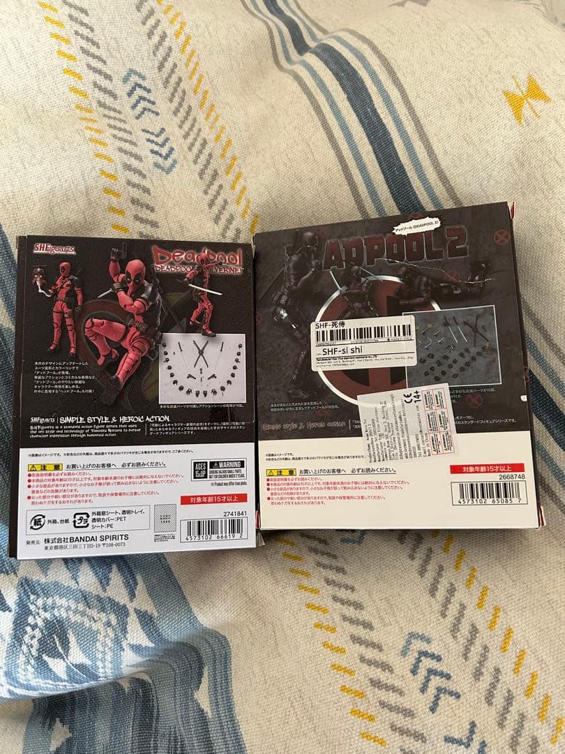 デッドプール フィギュア　2体