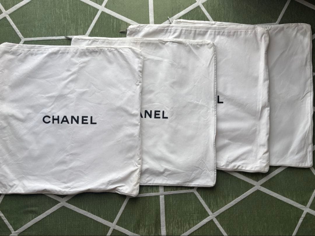 イケア　CHANEL クッションカバー　非売品　白