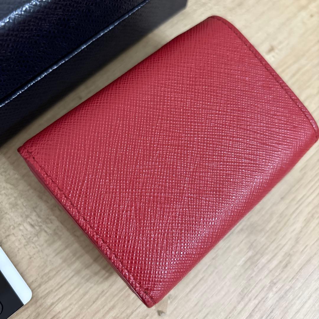 PRADA☆サフィアーノ レッド 財布　★お値下げしました✨