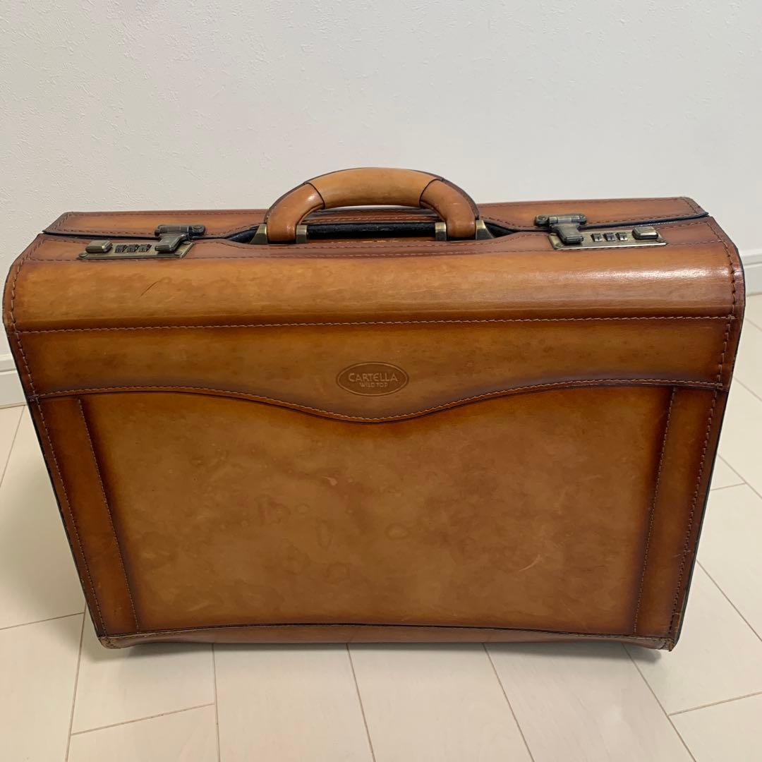 CARTELLA レザー ビジネス鞄