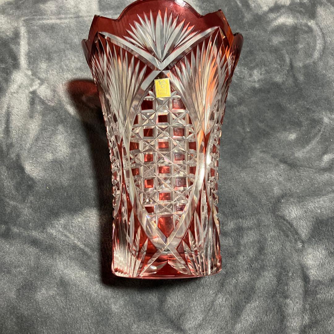 Kagan Crystal 赤色カットクリスタル花瓶