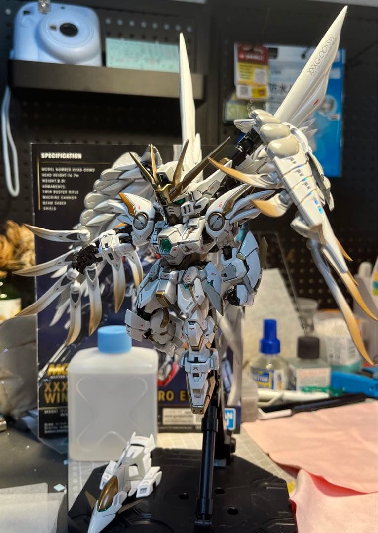 MGSD ウイングガンダムゼロewスノーホワイトプレリュード塗装完成品