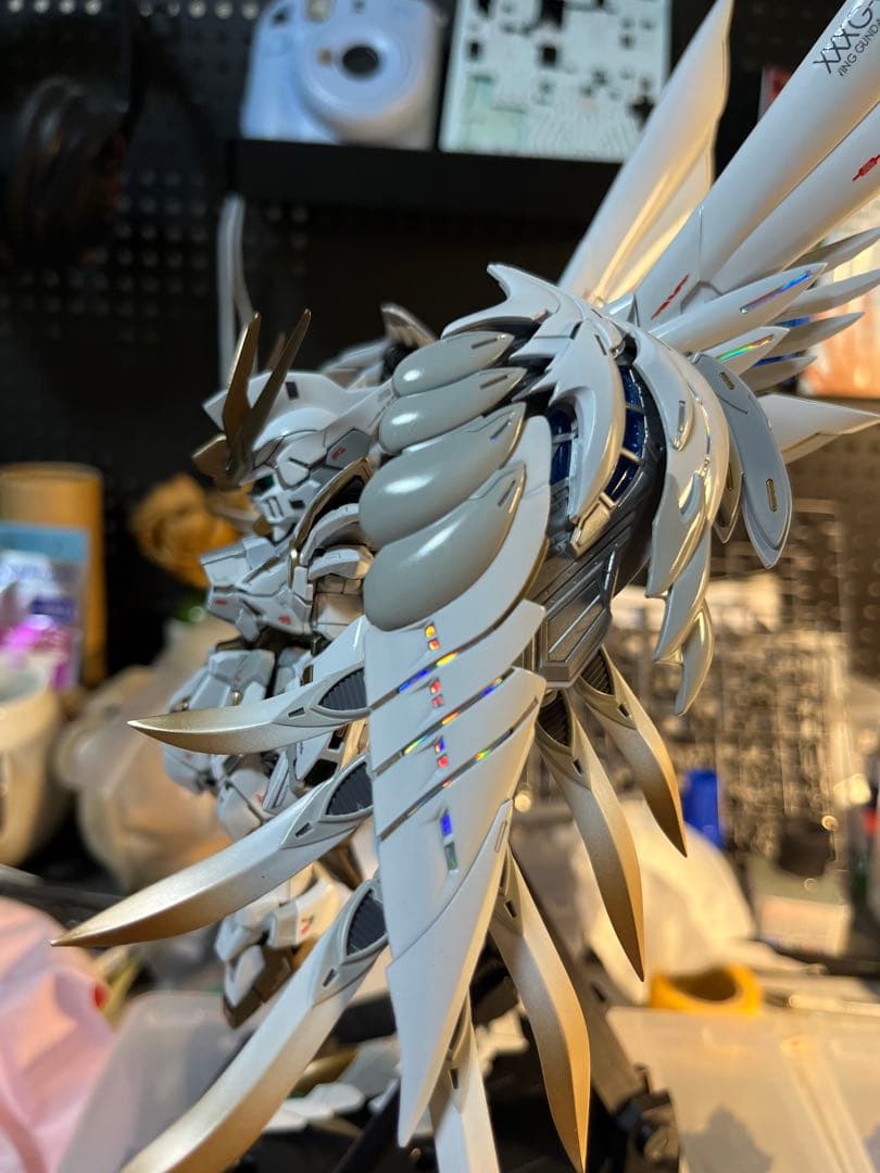 MGSD ウイングガンダムゼロewスノーホワイトプレリュード塗装完成品