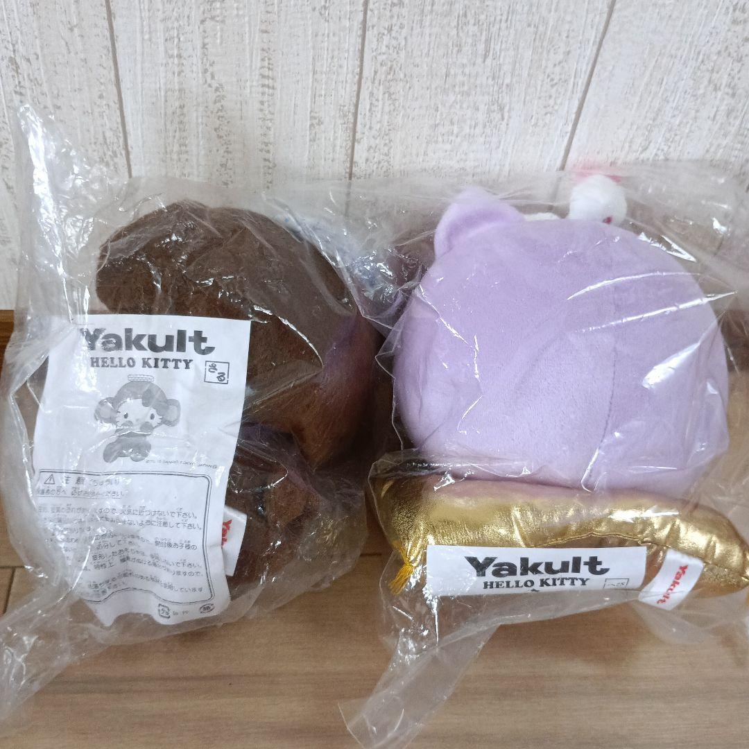非売品★ヤクルト　ハローキティ★干支ぬいぐるみ★4体セット