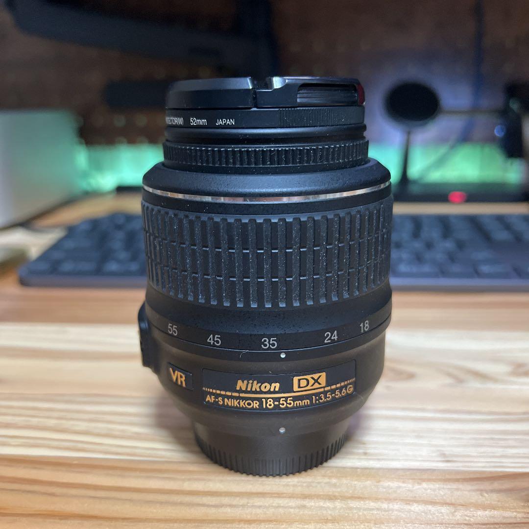 NIKKOR 標準レンズ　AF-S DX 18-55mm 3.5-5.6G VR