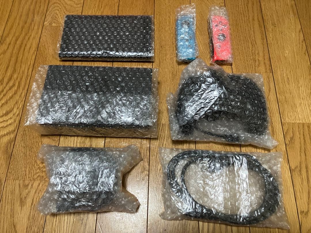 ぼ*ん様 【300円スタート】Nintendo Switch ニンテンドースイッ