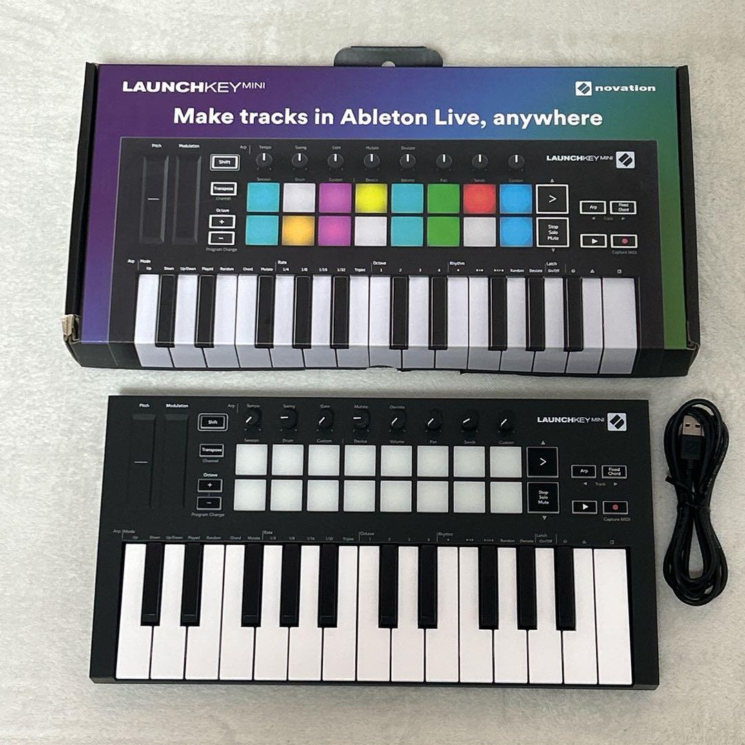 Novation Launchkey Mini MK3 MIDIコントローラー
