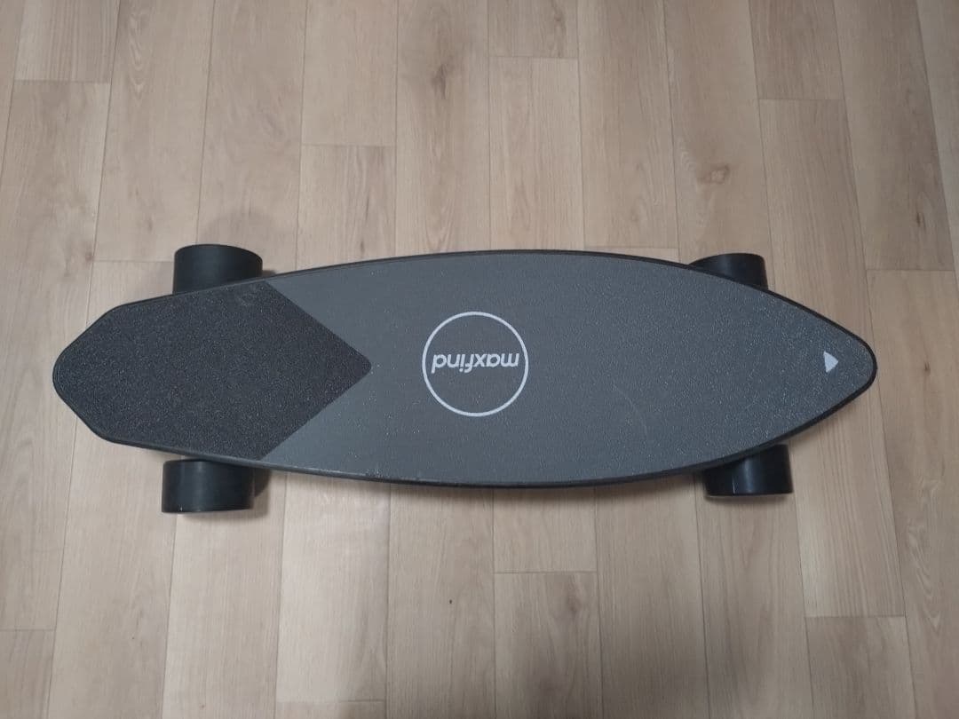 maxxind 電動スケボー
