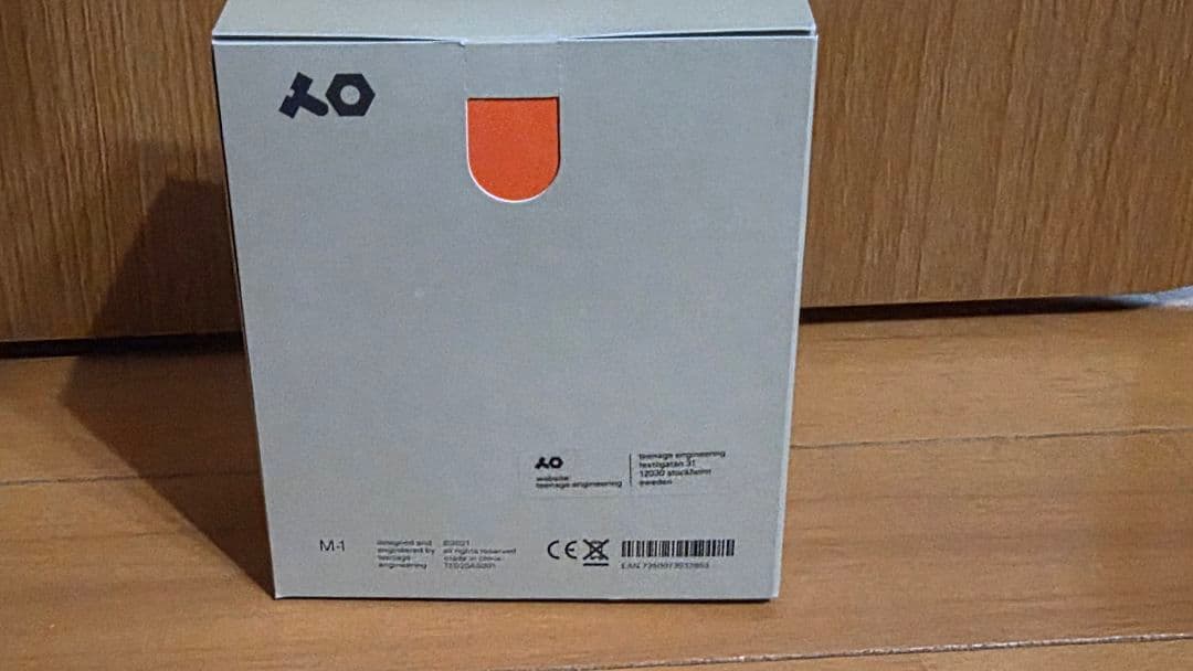 Teenage Engineering M-1 ヘッ ドホン マイク付き