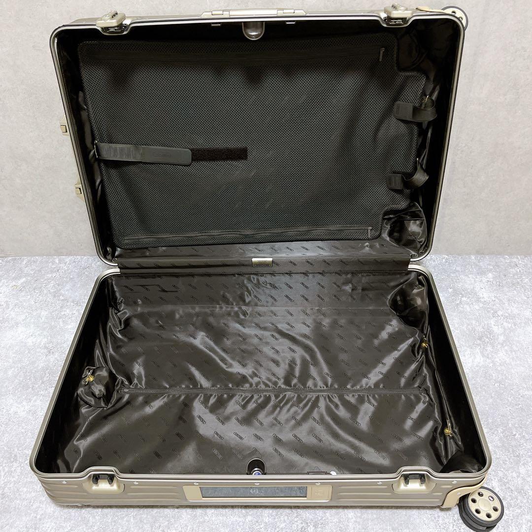 リモワ トパーズ チタニウム キャリー スーツケース アルミ 電子タグ 4輪