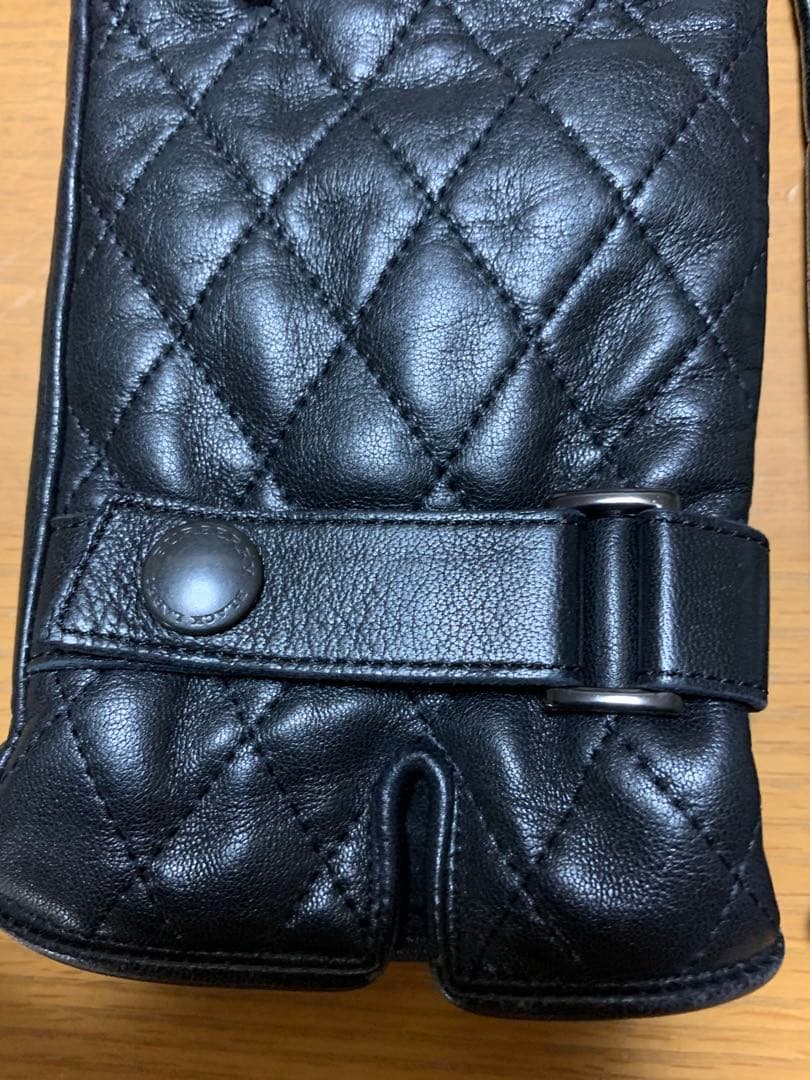 バーバリー BURBERRY ブラックレーベル レザー 手袋 羊革　黒