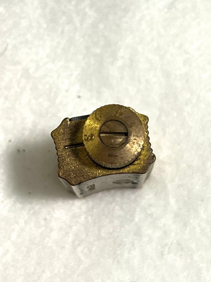 ドイツ製 DUX(ダックス) シャープナー 3段階調整 鉛筆削り