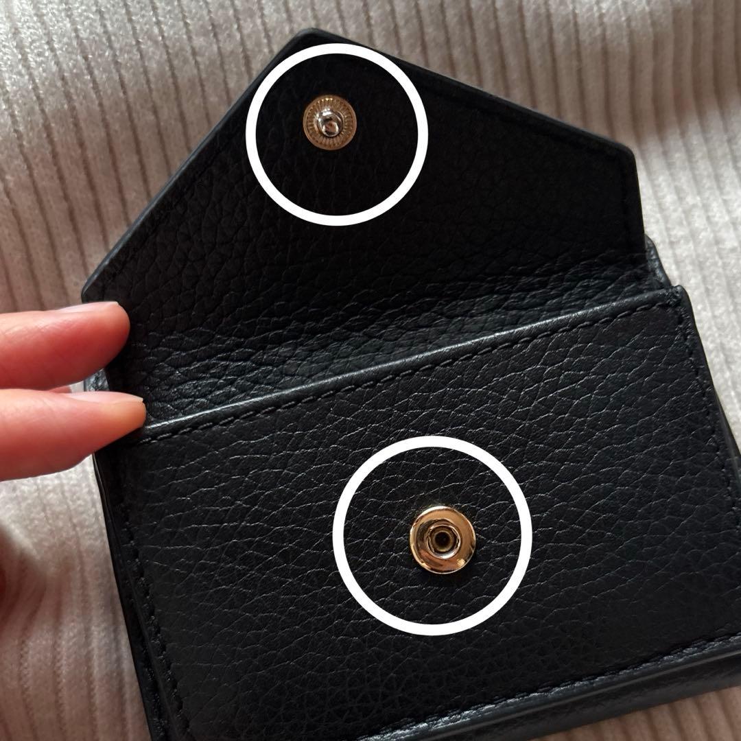 【ペコ】トリーバーチ　三つ折り財布　財布　レザー　コンパクト　ブラック