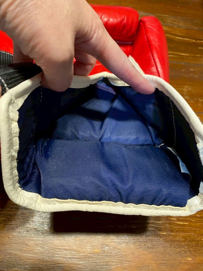 未使用 Winning ボクシンググローブ MS-200B 8 oz 赤