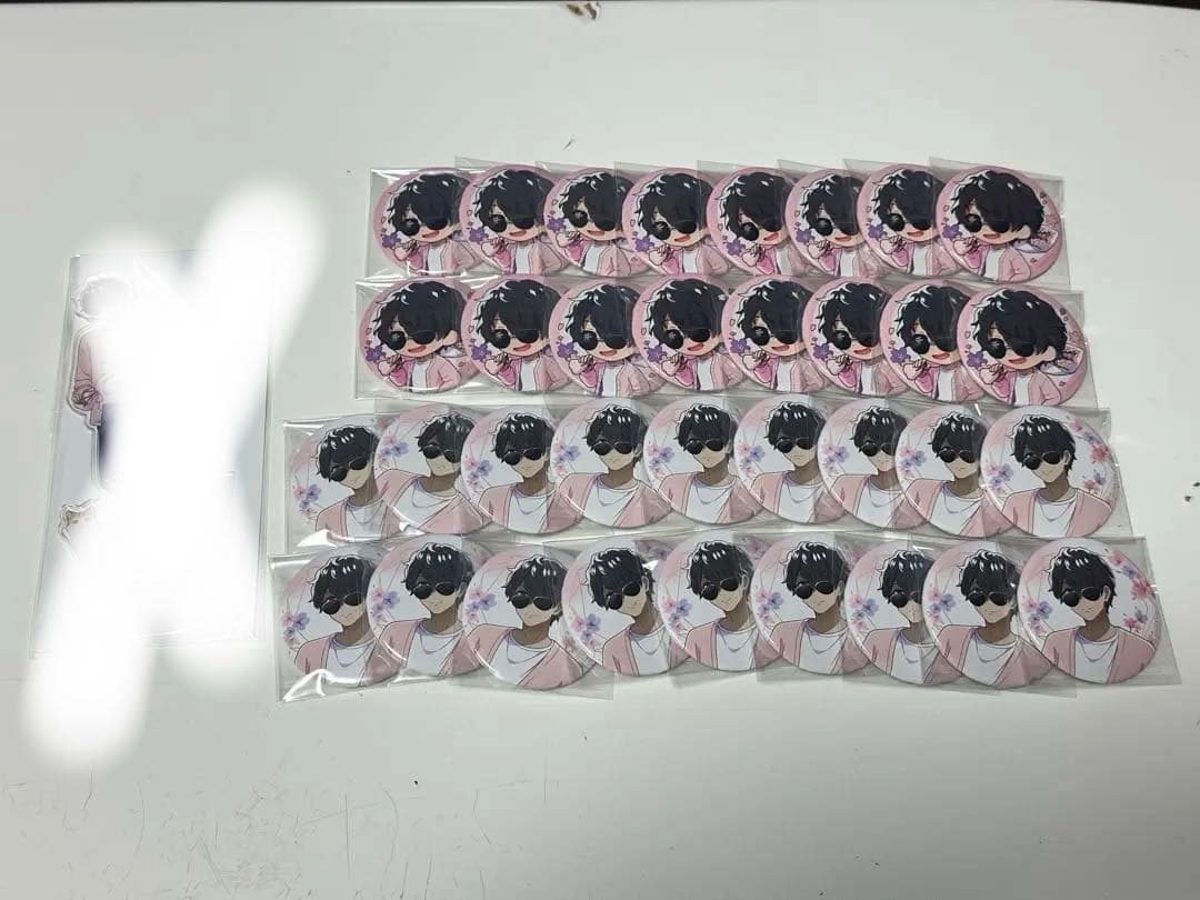 ぼんじゅうる　まねきねこ缶バ