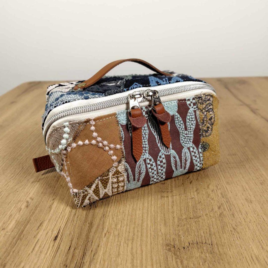 【専用】/カケラパッチポンピア　トレイ型化粧ポーチ/ペンケースメガネ