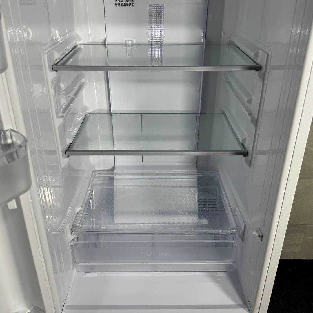 SHARP 冷蔵庫 167L どっちもドア 大きめ 綺麗 1〜2人用 d4958