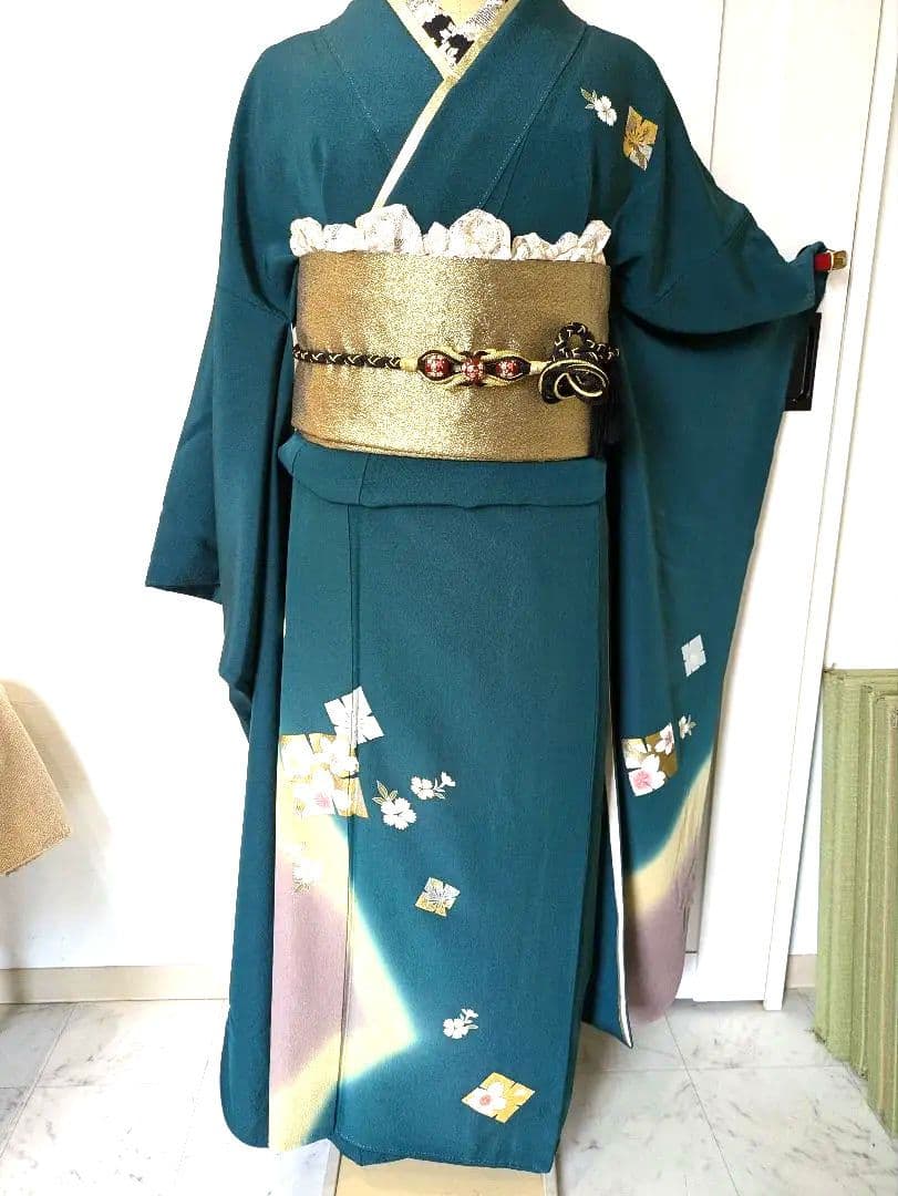 高身長さんに　深緑の振袖 　フルセット身長160から175くらいまで