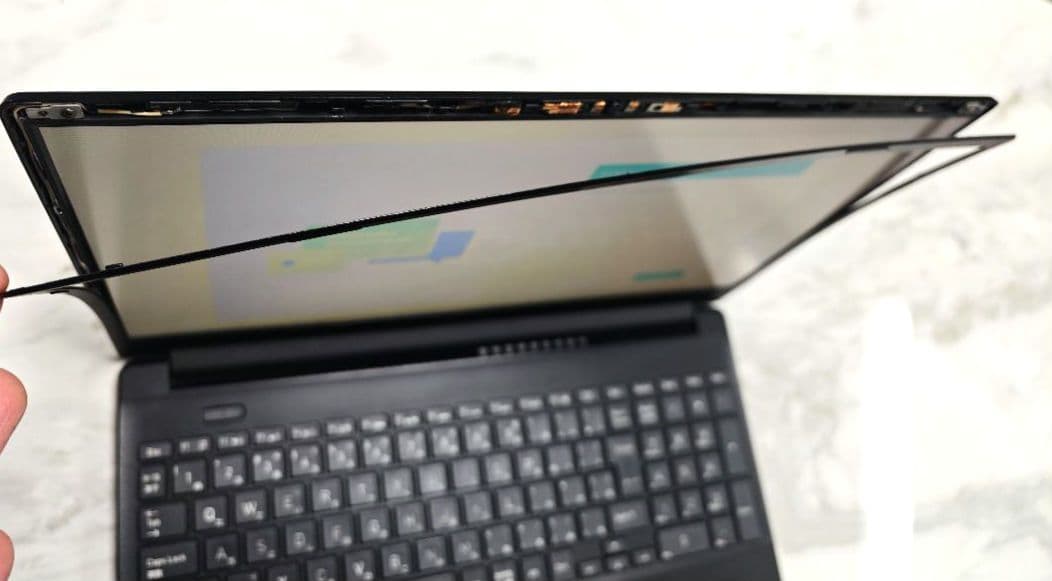 dynabook ダイナブック　東芝