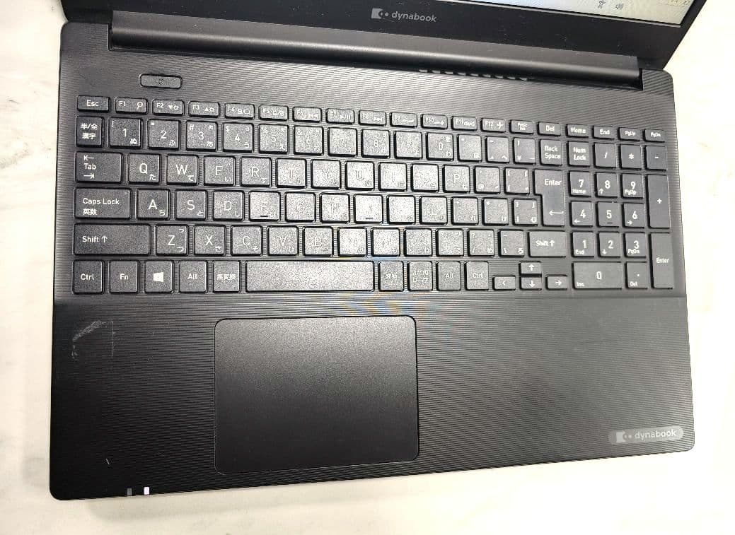 dynabook ダイナブック　東芝