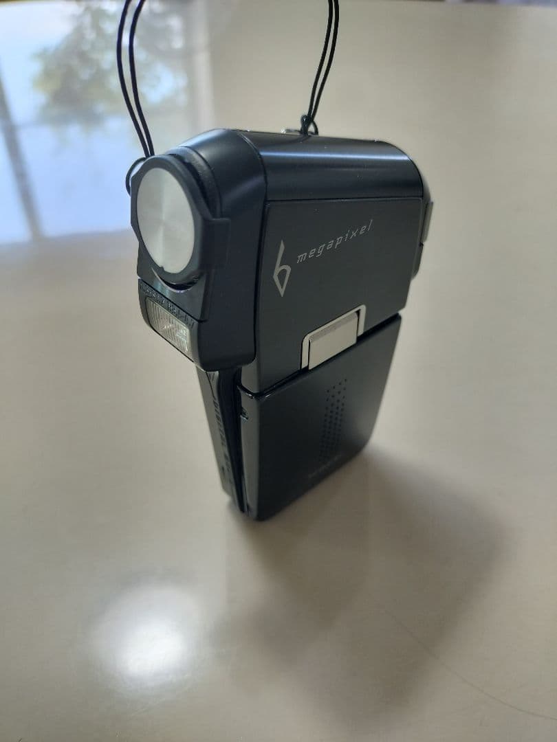 【極美品】SANYOデジタルムービーカメラXacti DMX-C6(K)