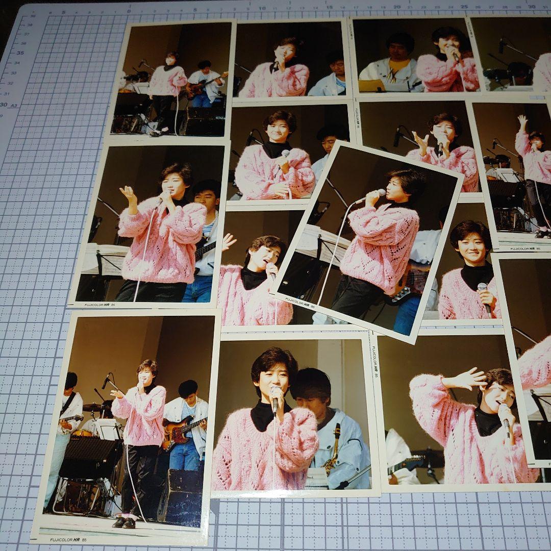 こ*ん様 岡田有希子 生写真　屋外コンサート撮影17枚