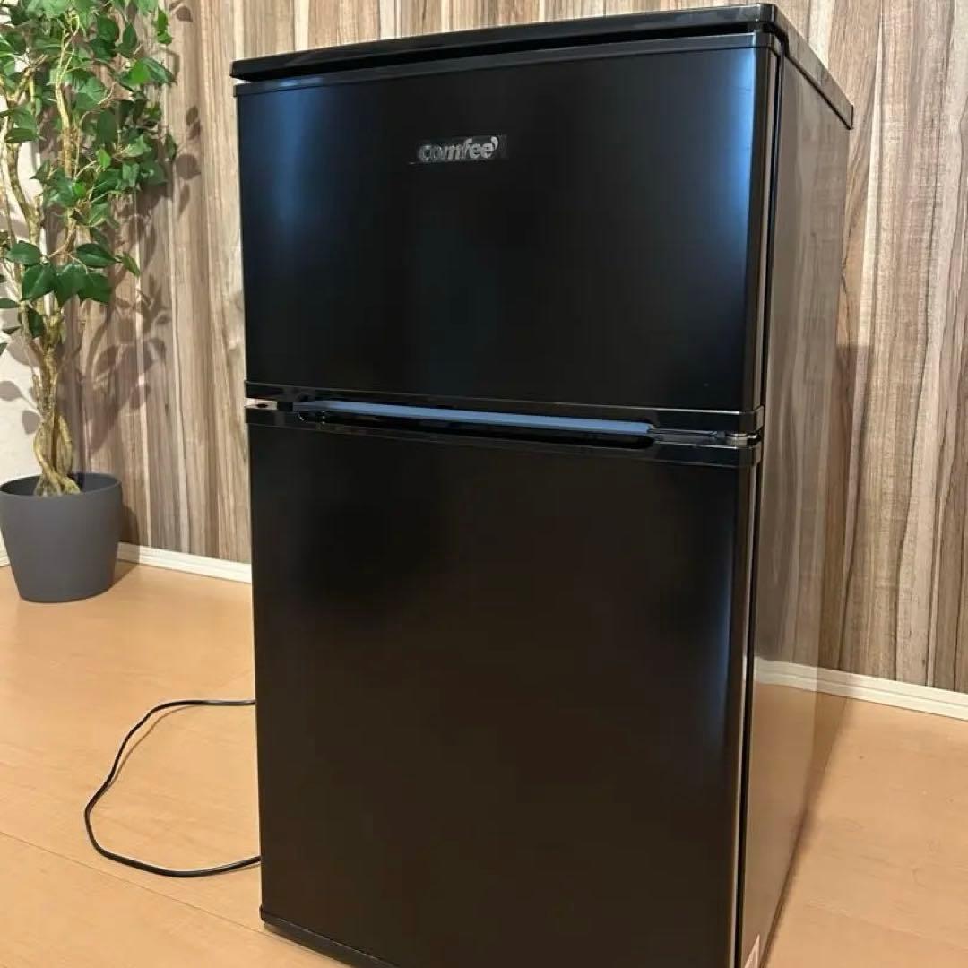 送料込み！2024年式　コンフィー　冷蔵庫 90L 2ドア ブラック