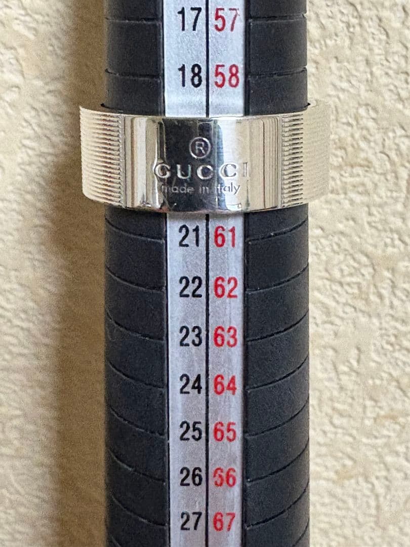 GUCCI ロゴシルバーリング 刻印サイズ:21号【箱/ポーチ付】