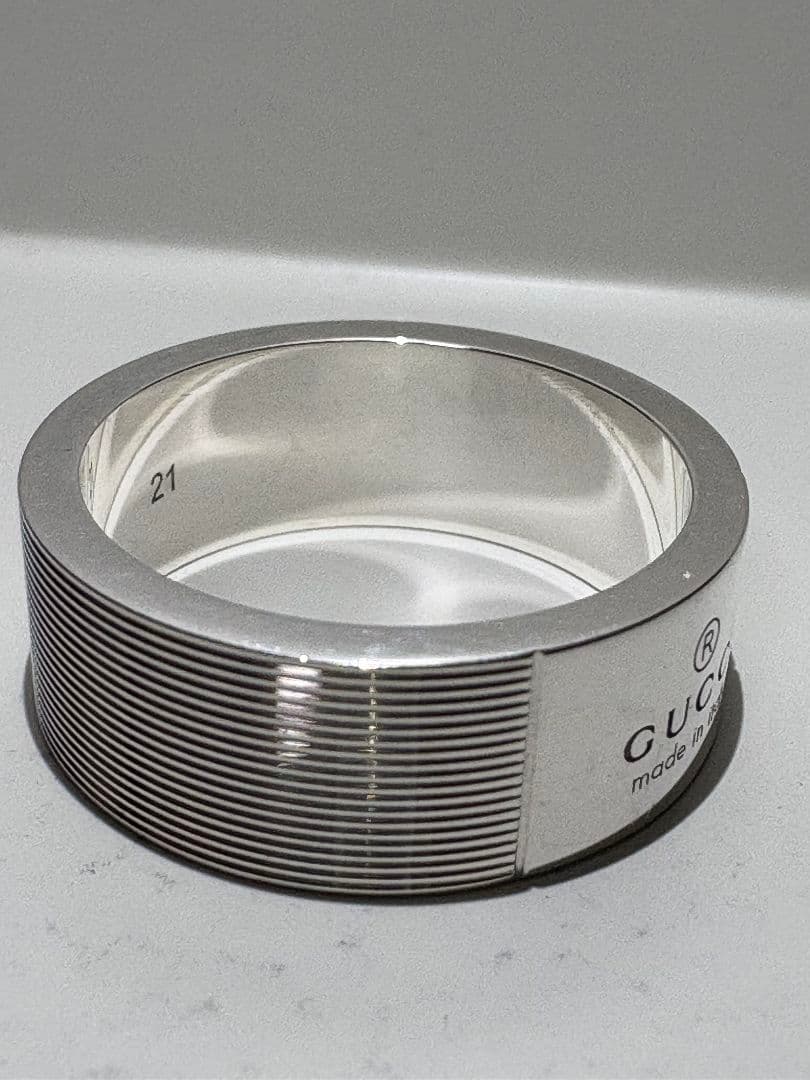 GUCCI ロゴシルバーリング 刻印サイズ:21号【箱/ポーチ付】