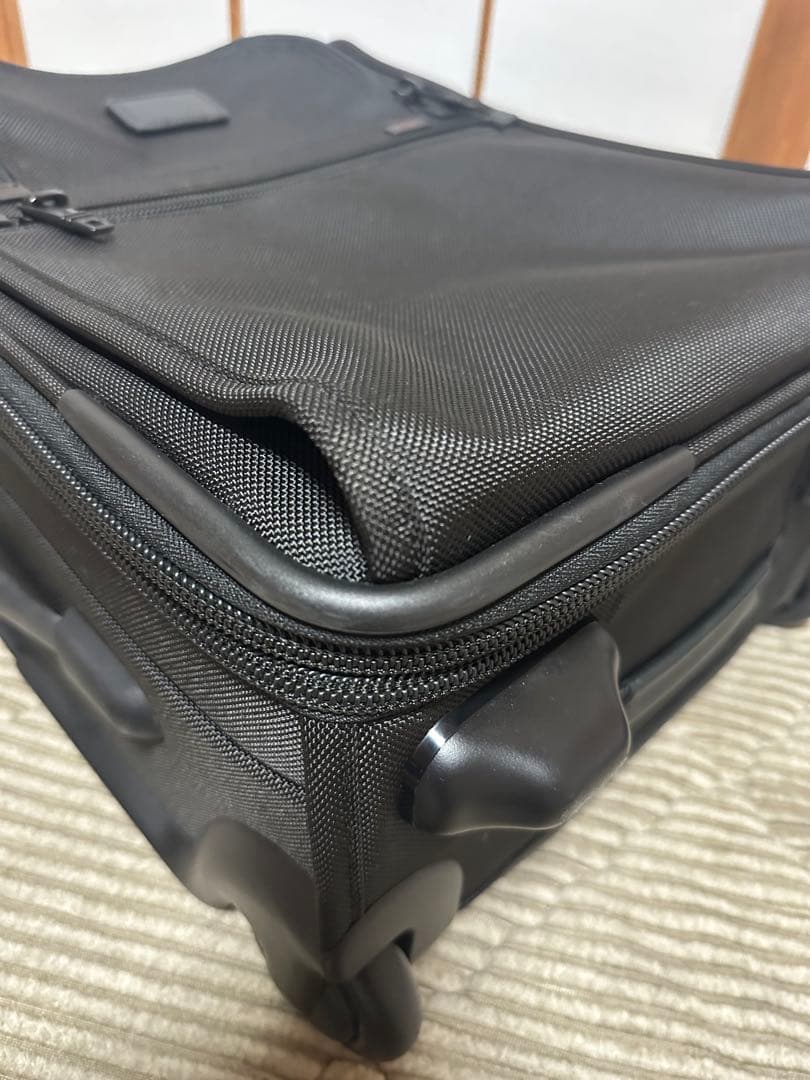 【未使用級】TUMI 22018DH トゥミ　キャリーケース　TSAロック付き