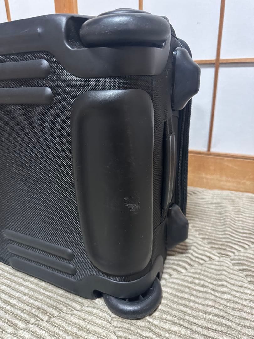 【未使用級】TUMI 22018DH トゥミ　キャリーケース　TSAロック付き