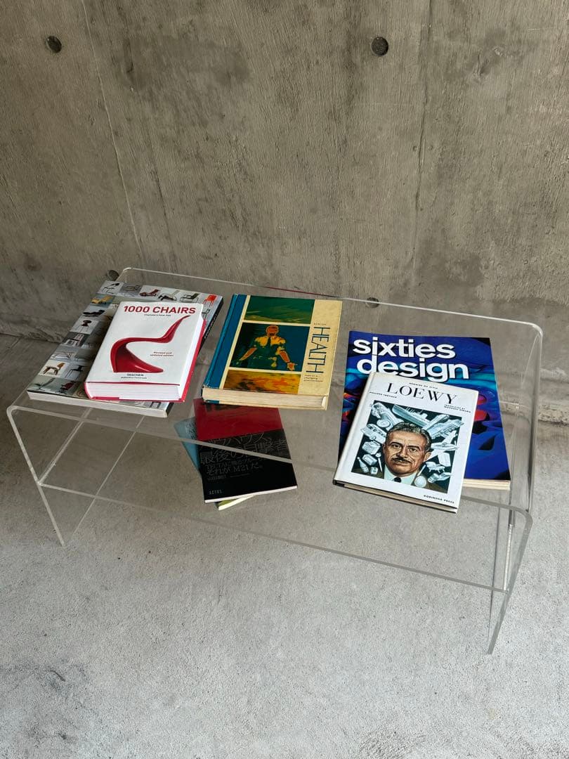 アクリルローテーブル　ミッドセンチュリー　スペースエイジ