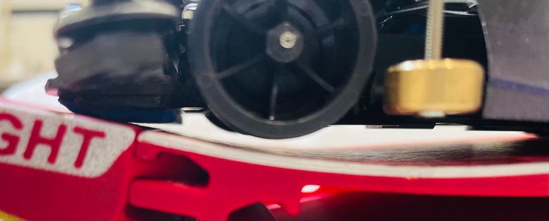 ミニ四駆　ＭＥシャーシ　幅狭２軸ATスラダン １軸アンカー