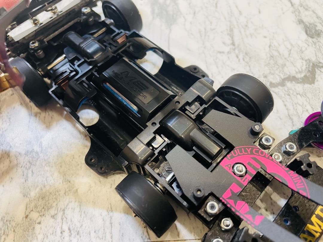 ミニ四駆　ＭＥシャーシ　幅狭２軸ATスラダン １軸アンカー