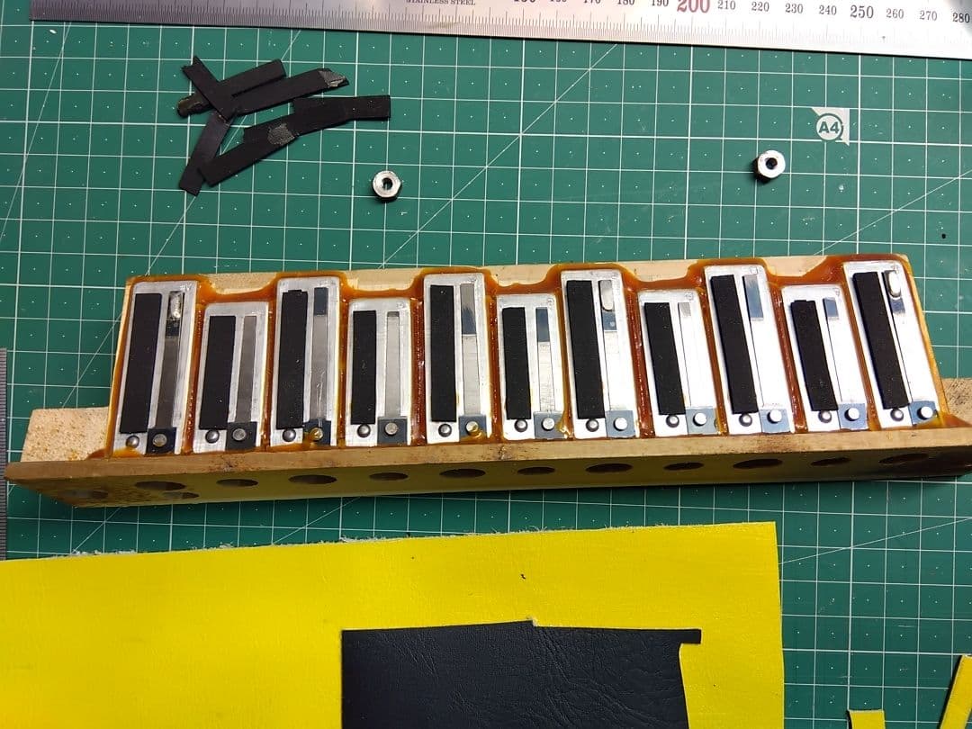 【メンテ完了品】 トンボ アコーディオン No.28 赤（即演奏可）ケース付