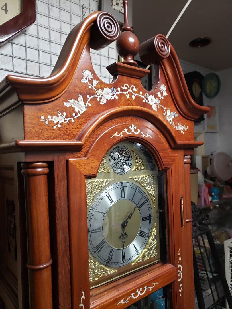 tempus fugit ホールクロック　柱時計