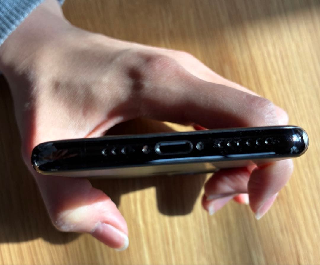 iPhone 11 Pro スペースグレー　256GB 85% simフリー