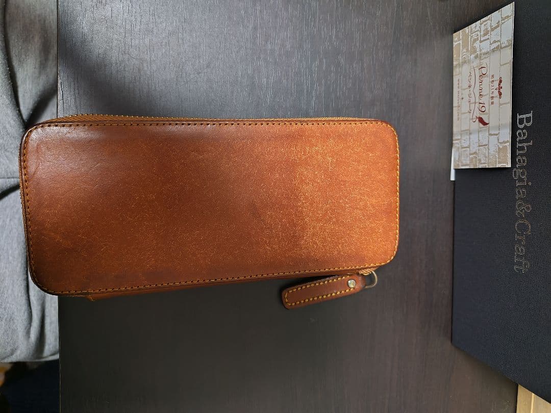 Bahagia&Craft ラウンドジップペンケース プエブロ コニャック