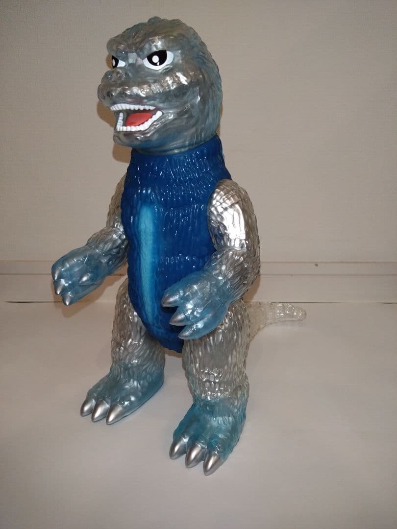 ■新品未使用■シークレットベース ゴジラ ソフビ PUMA スニーカー セット