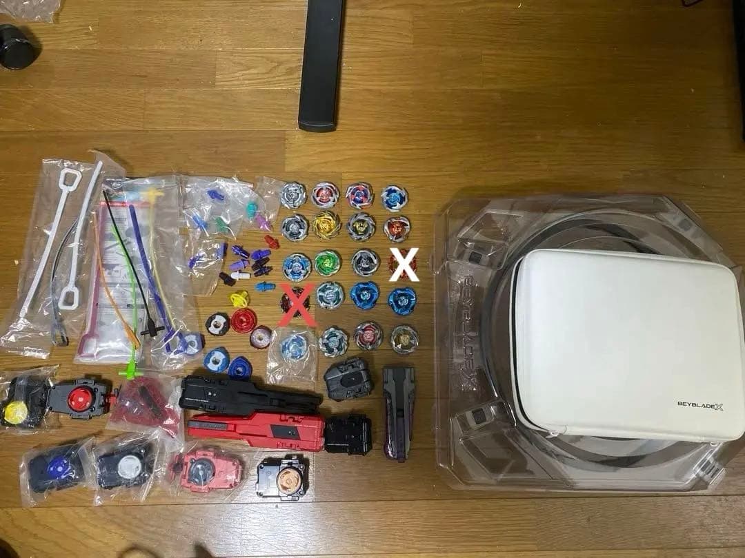 ベイブレードX 引退品 スタジアム ケース ブレード ラチェット ビット