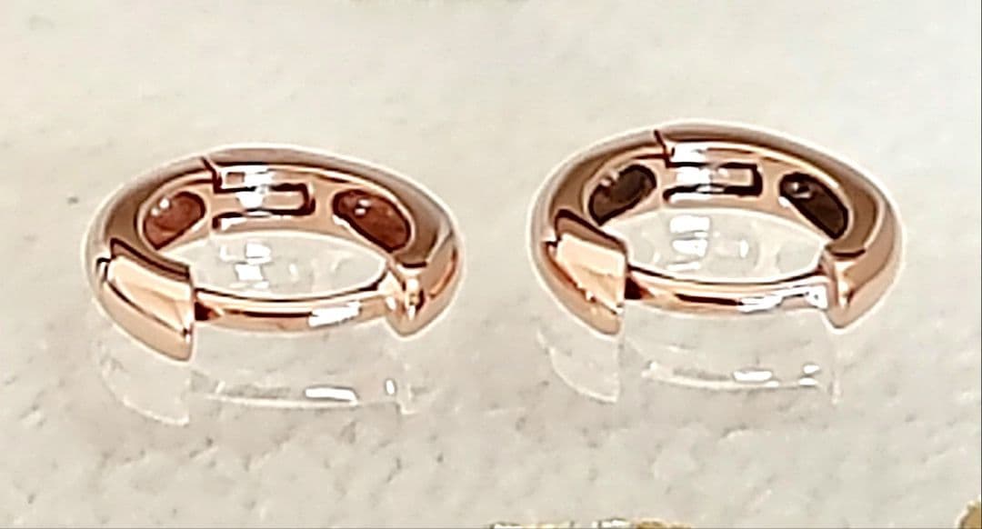 Carat(キャラット)K18PG(8mm)ラウンド中折れ式フープピアス